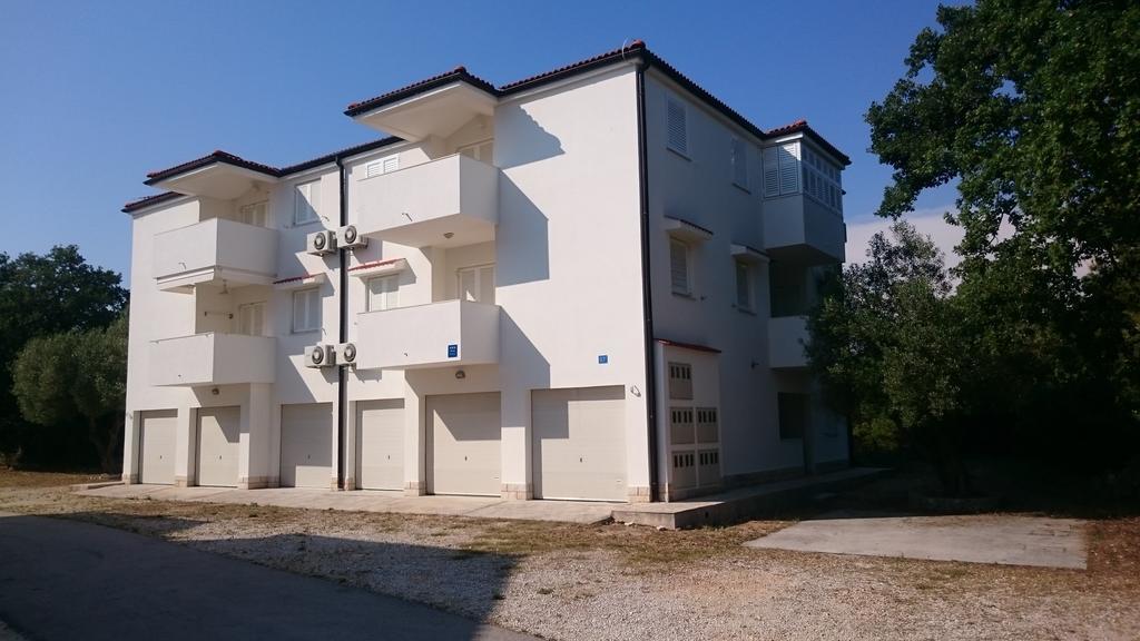 Kiko * Rogoznica (Sibenik-Knin)